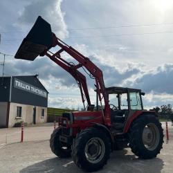 Massey Ferguson 390 4x4 With MF 880S Loader