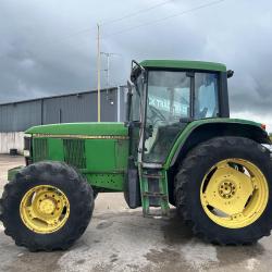 John Deere 6600