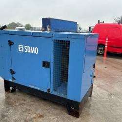 SDMO J44 K