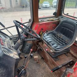 Massey Ferguson 698