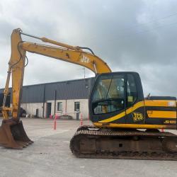 JCB JS 130
