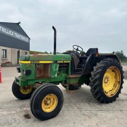 John Deere 2850
