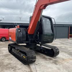 Hitachi Zaxis 70