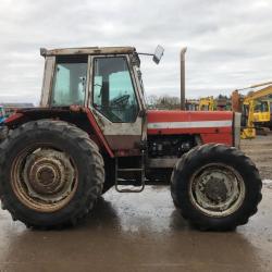 Massey Ferguson 698