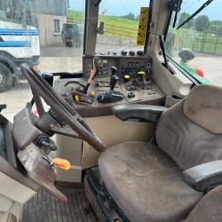 John Deere 6920