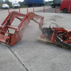 Kubota LA1403 Loader