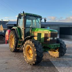 John Deere 6800