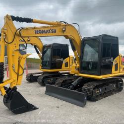 x2 Komatsu PC 70-8