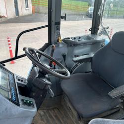 New Holland TS 100