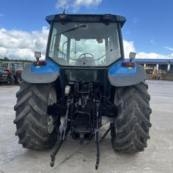New Holland TM 165
