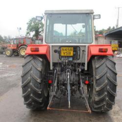 Massey Ferguson 390