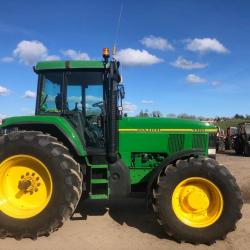 John Deere 7700