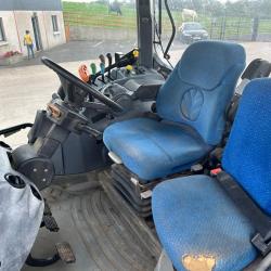 New Holland T7030