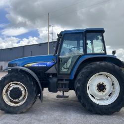 New Holland TM 165