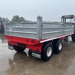 Unused McCauley 14.5 x 7.5 Tipping trailer