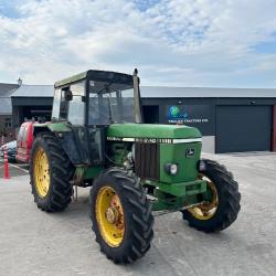 John Deere 3140