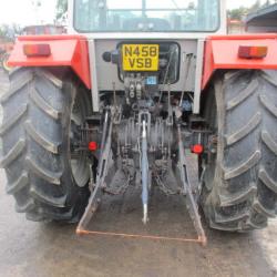 Massey Ferguson 390