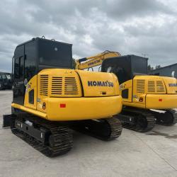 x2 Komatsu PC 70-8