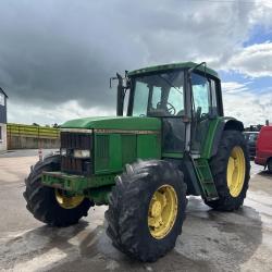 John Deere 6600