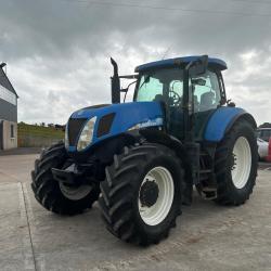 New Holland T7030
