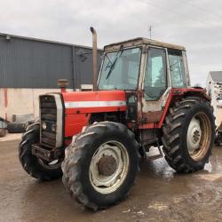 Massey Ferguson 698