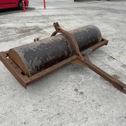 7ft Roller