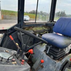 John Deere 3140