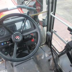 Massey Ferguson 390