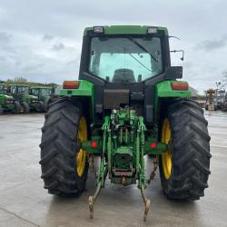 John Deere 6600