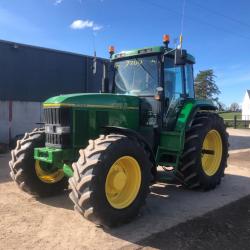John Deere 7700