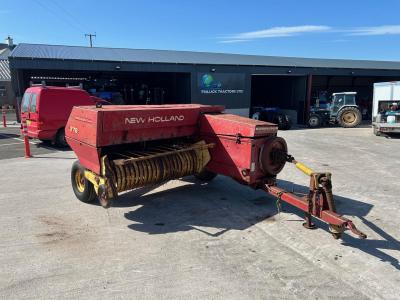 New Holland 376