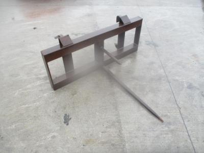 Bale Spike On Old Style Quicke Brackets